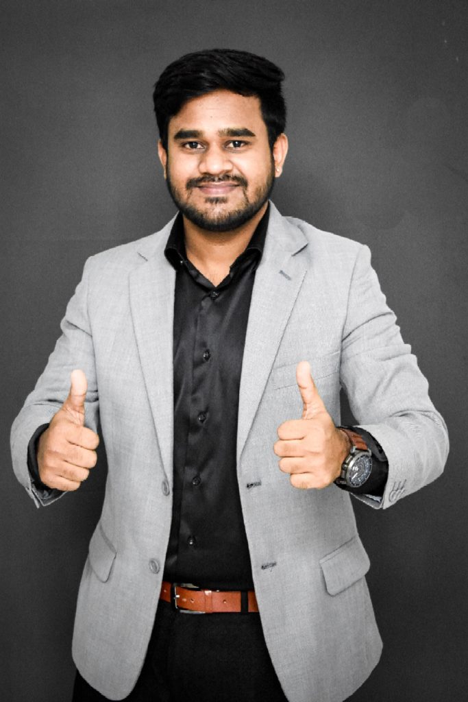 CEO and founder of Confident Corporate Speakers